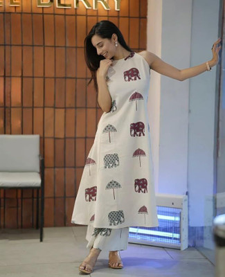 Gosriki Women Kurti Pant Set