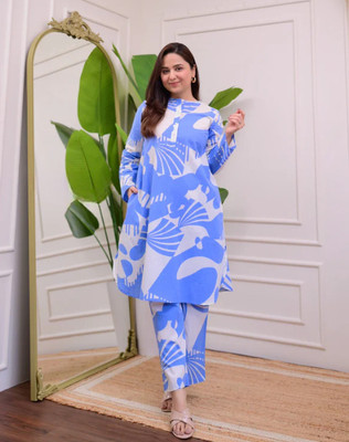 Yash Collections Women Kurti Pant Set