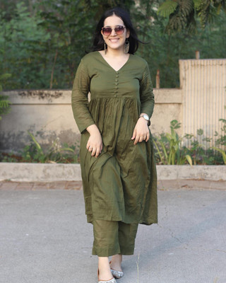 Yash Collections Women Kurti Pant Set