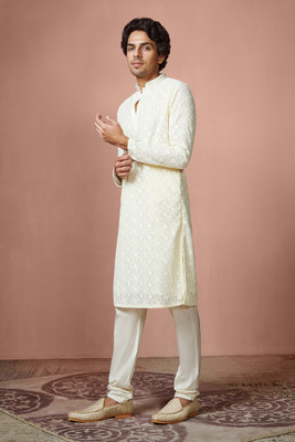 MANYAVAR Men Kurta Pyjama Set