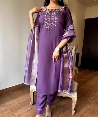 RUDKI ENTERPRISE Women Kurti Pant Dupatta Set