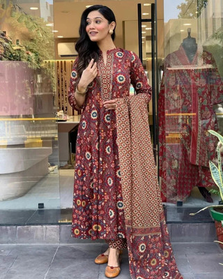 PARTHVI Women Kurta Pant Dupatta Set