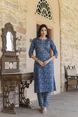 Nayo Women Kurta Pant Set