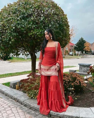 Onixino Women Kurti Sharara Dupatta Set