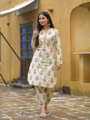 DIVENA Women Kurti Pant Set