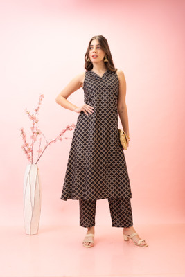 Globus Women Kurta Pant Set