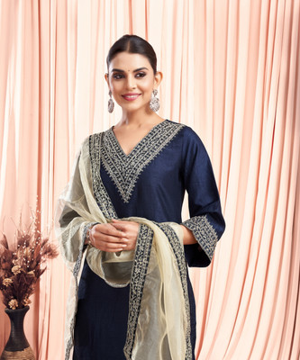 Skylee Women Kurta Pant Dupatta Set