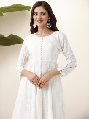 Ishin Women Kurta Palazzo Set