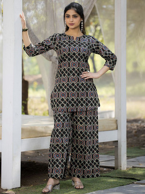 HERE&NOW Women Kurti Pant Set