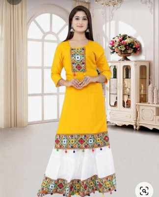 KGN Women Kurta Skirt Set