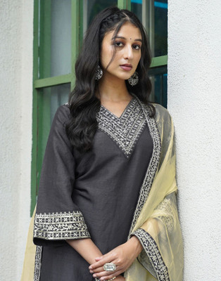 Skylee Women Kurta Pant Dupatta Set