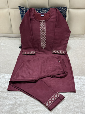 M I TEXTILE Women Kurta Pant Set