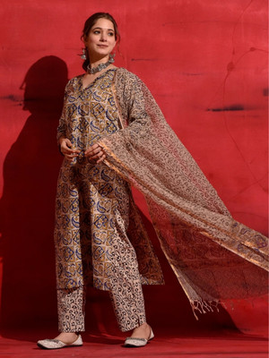 BLUMAIRE Women Kurti Pant Dupatta Set