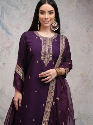 Vishudh Women Kurta Pant Set