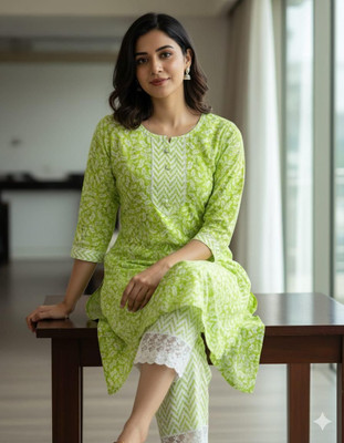 WearbyShah Women Kurti Pant Set