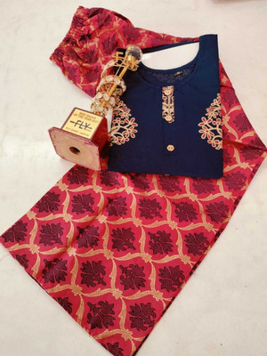 FLYMEN'S Women Kurta Pyjama Dupatta Set