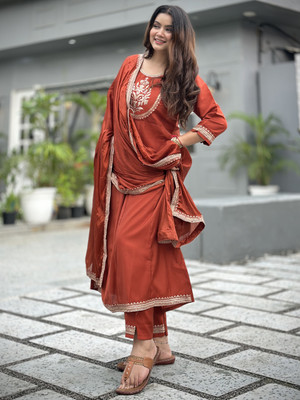 VredeVogel Embroidered Kurta, Trouser/Pant & Dupatta Set