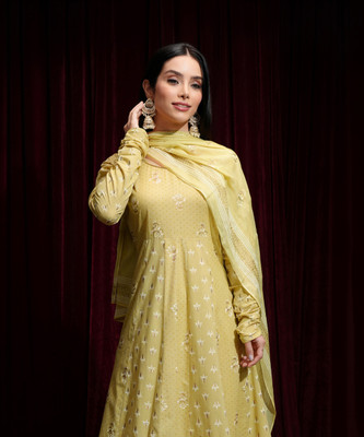 Vishudh Women Kurta Pant Attached Dupatta Set