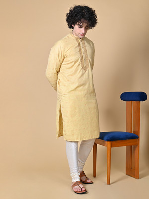 MAAHII FABS Men Kurta Churidar Set