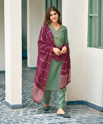 Skylee Women Kurta Pant Dupatta Set