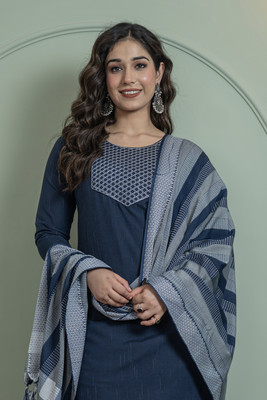 ZEEFAB Women Kurti Pyjama Dupatta Set