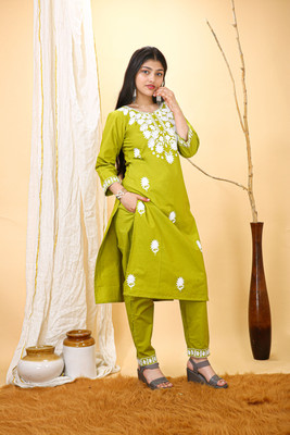 HouseOfCommon Women Kurti Pant Set