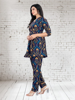 KANUDA Women Kurta Pant Dupatta Set