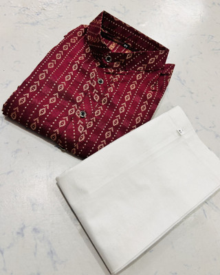 R N Enterprises Men Kurta Pyjama Set