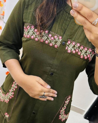 Priti Collection Women Kurta Pant Set