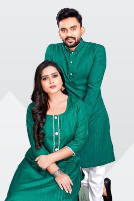 AKSHAT CREATION Men Kurta Pyjama Set