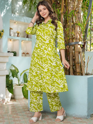 Kharoliya Women Kurta Palazzo Set
