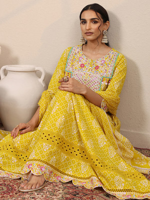 LIBAS Women Kurta Pant Dupatta Set