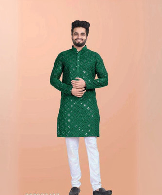 VALAKI Men Kurta Pyjama Set