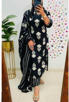 QUNEY Women Kurti Pant Dupatta Set