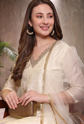 House of Pataudi Women Kurta Pant Dupatta Set