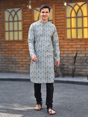 HOUSE OF DEYANN Men Kurta Churidar Set