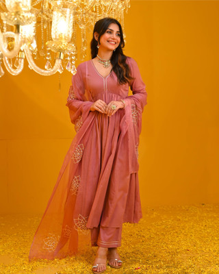 Vastranikhar Women Kurta Palazzo Dupatta Set
