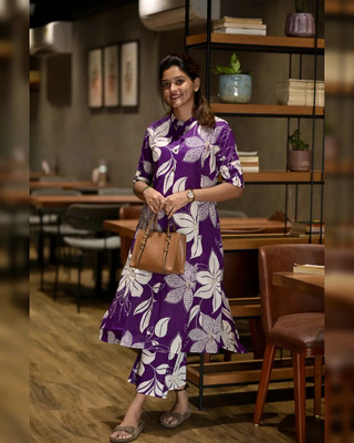 TAKSHIL CREATION Women Kurti Pant Set