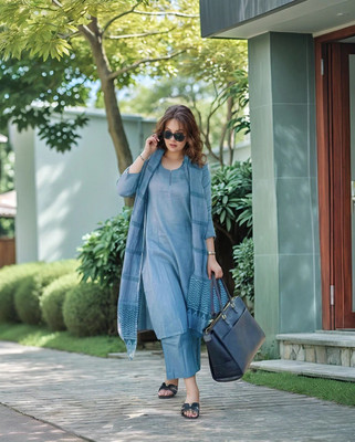 Gosriki Women Kurta Pant Dupatta Set