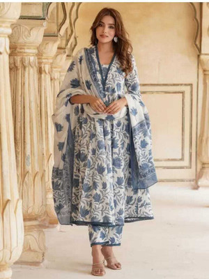 PARTHVI Women Kurta Pant Dupatta Set