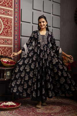 Gulmohar Jaipur Women Kurta Palazzo Dupatta Set