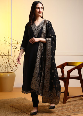 New Ethnic 4 You Women Kurti Pant Dupatta Set