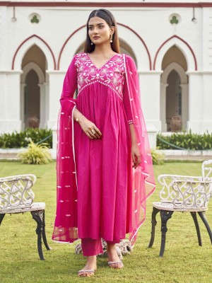 Tikhi Imli Women Kurta Pant Dupatta Set