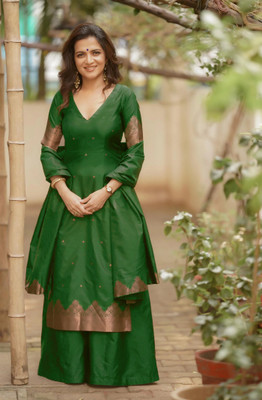 Trijal Fab Women Kurta Palazzo Dupatta Set