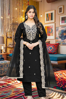 MADHUSUDAN TEX FAB Women Kurta Pant Dupatta Set