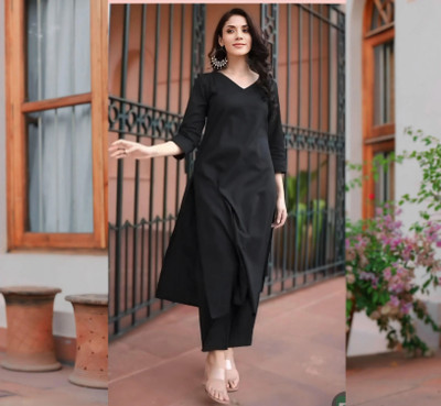 Garud Women Kurti Pant Set