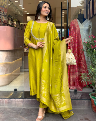 Aaghnya Fashion Women Kurta Pant Dupatta Set