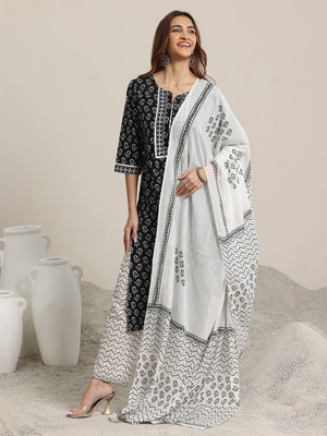 LIBAS Women Kurta Pant Dupatta Set