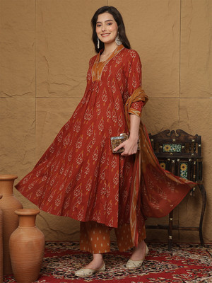 Gulmohar Jaipur Women Kurta Palazzo Attached Dupatta Set