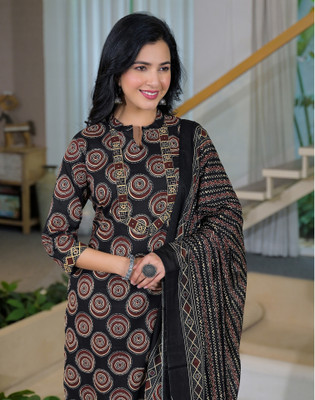 Skylee Women Kurta Pant Dupatta Set